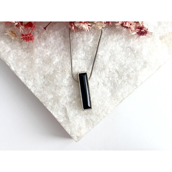 Minimalist Black Onyx Sterling Silver 925 Vintage Pendant Necklace - 17" - Picture 14 of 16